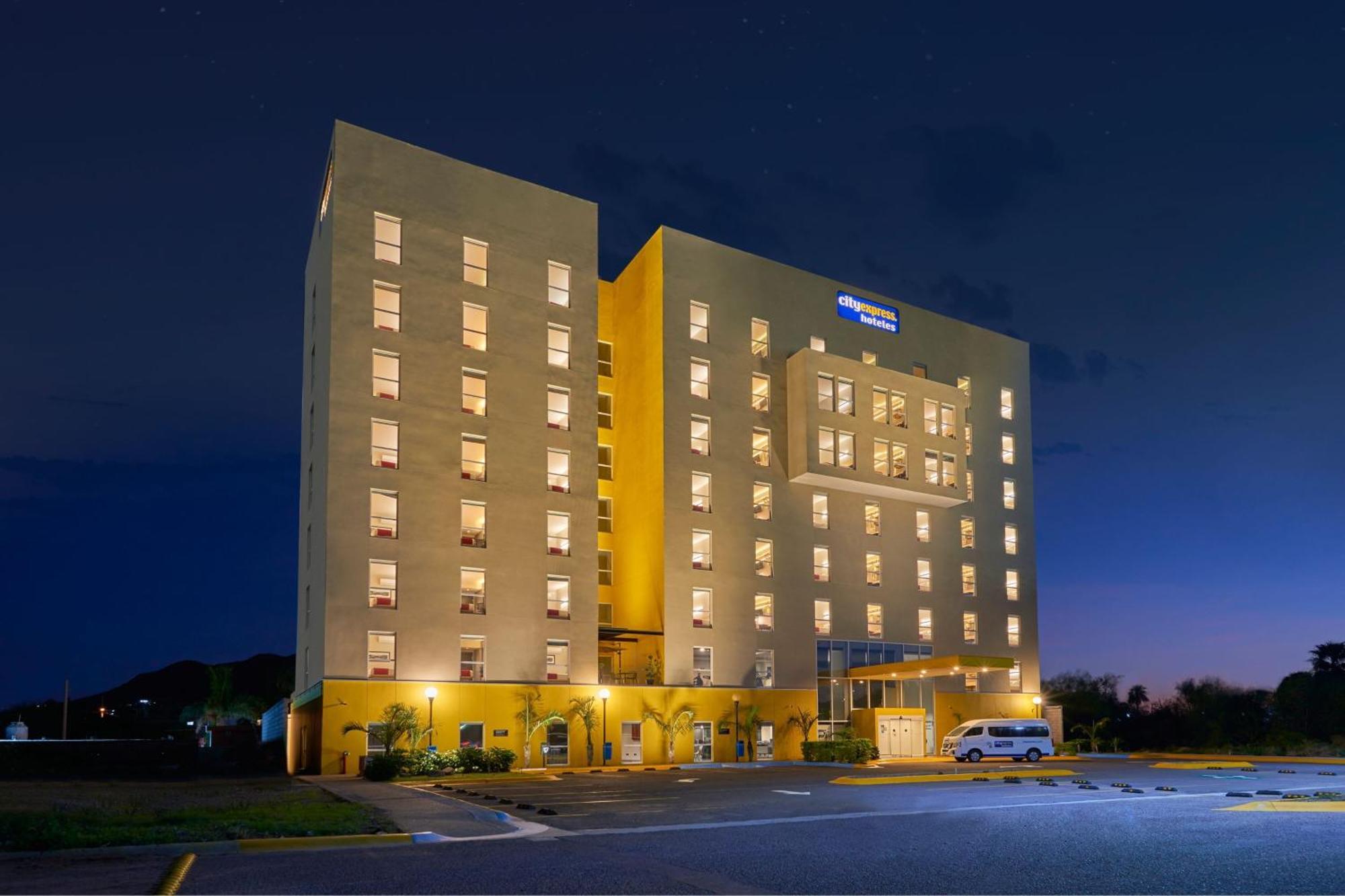 City Express By Marriott Guaymas Εξωτερικό φωτογραφία